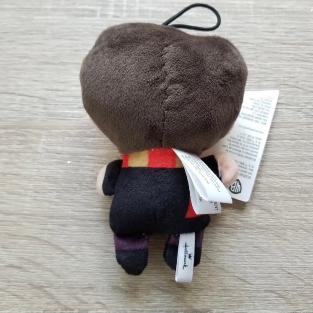 Hallmark Small Stars Harry Potter Plush Ornament - Picture 3 of 6